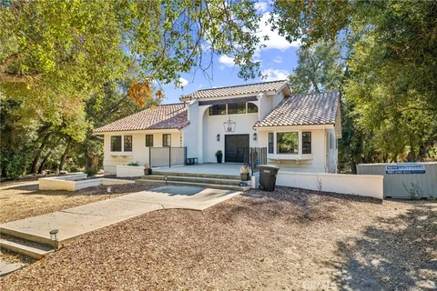 18675 La Ventana Road, Murrieta, CA MLS: CV24222682
