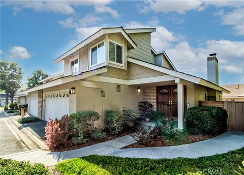 49 Eagle Point Pt, Irvine, CA 92604 - MLS#: OC25030335