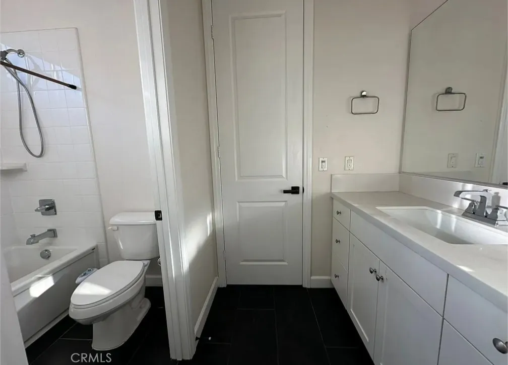 Additional image 46 of 273 Barnes Rd, Tustin, CA 92782