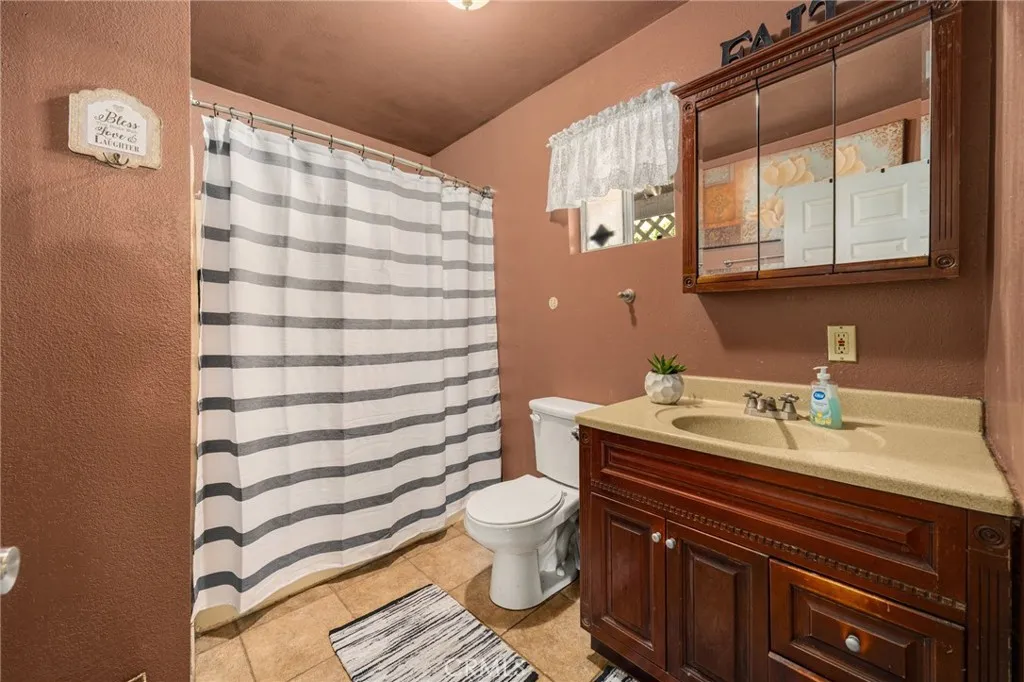 Additional image 19 of 180 E 67th Street, Long Beach, CA 90805