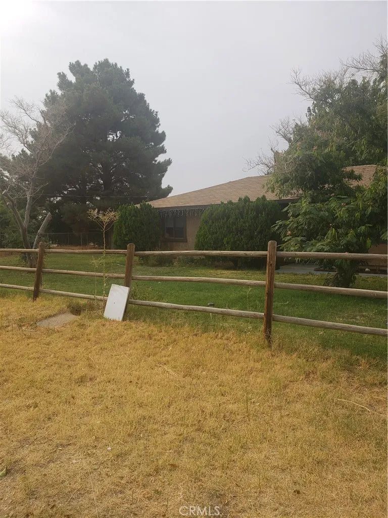 10105 E Avenue R6, Littlerock, CA 93543