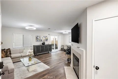 21131 Gladiolos Way, Lake Forest, CA 92630 - MLS#: OC25064527