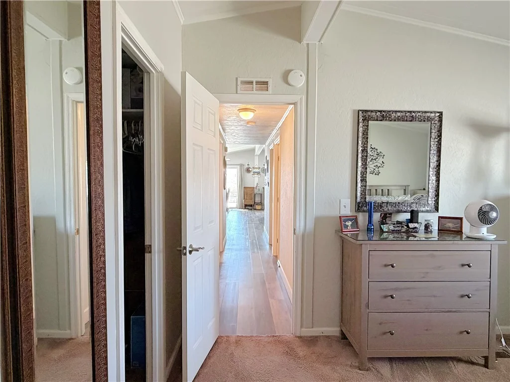 95 Thunderhead 1, Needles, CA 92363