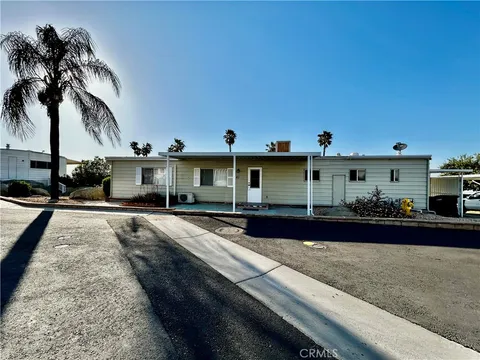 1536 S state st Unit 61, Hemet, CA MLS: SW25090622