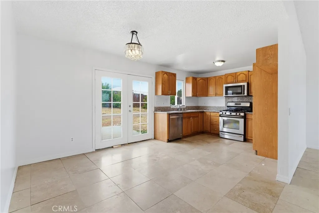 Additional image 33 of 2047 E 7th, Ontario, CA 91764