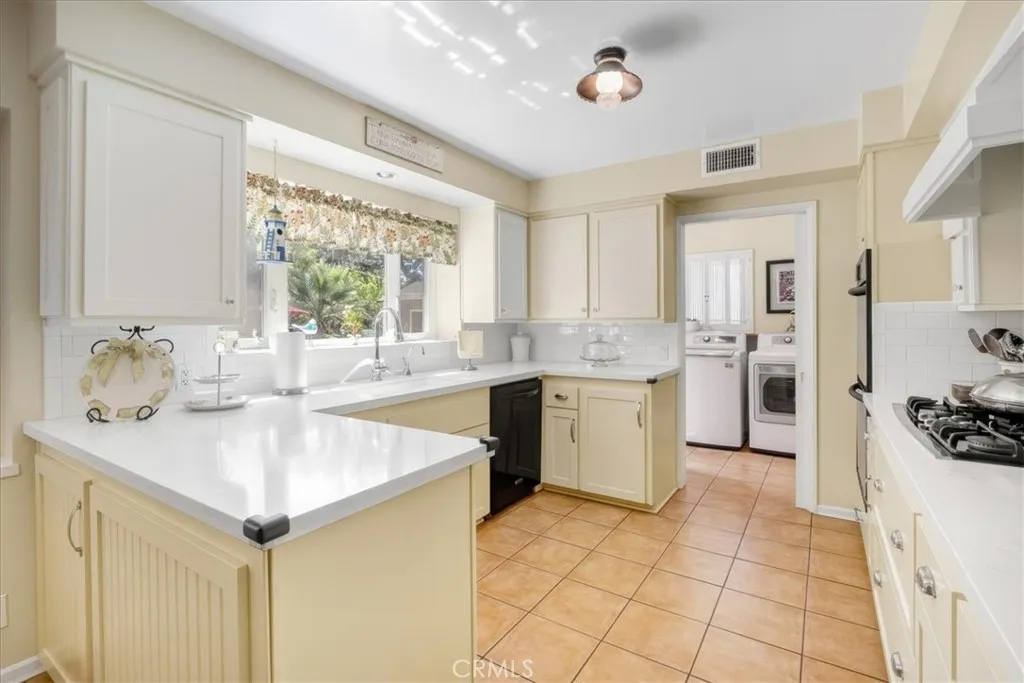 Additional image 77 of 336 Oak Tree Dr, Glendora, CA 91741