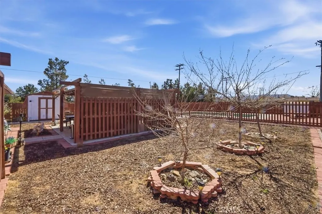 Additional image 50 of 21089 Ottawa Rd, Apple Valley, CA 92308