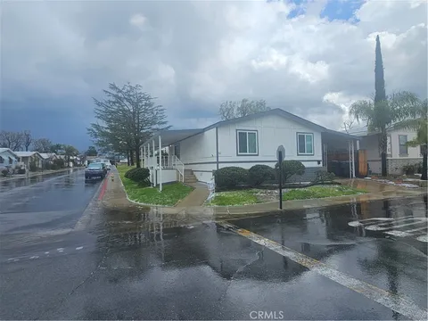 1721 E Colton Avenue Unit 82, Redlands, CA MLS: IG25052869