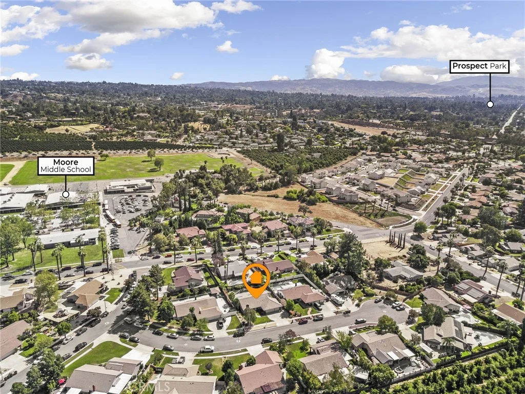1528 Lori Court, Redlands, CA 92374