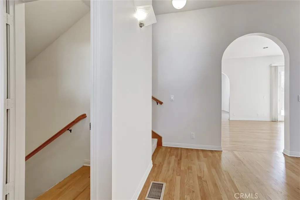 Additional image 107 of 12134 Lawler St, Los Angeles, CA 90066