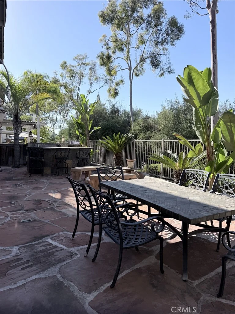 17 S Risero Dr, Mission Viejo, CA 92692