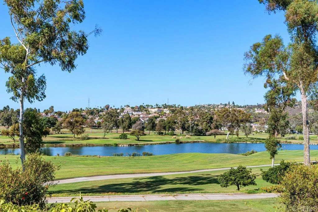2348 La Costa Avenue Unit 216, Carlsbad, CA 92009