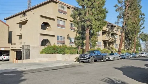 14819 Downey Avenue Unit 207, Paramount, CA MLS: PW25079371