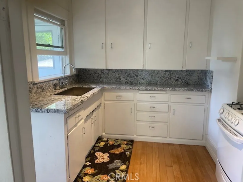 Additional image 5 of 218 W 12th St, Claremont, CA 91711