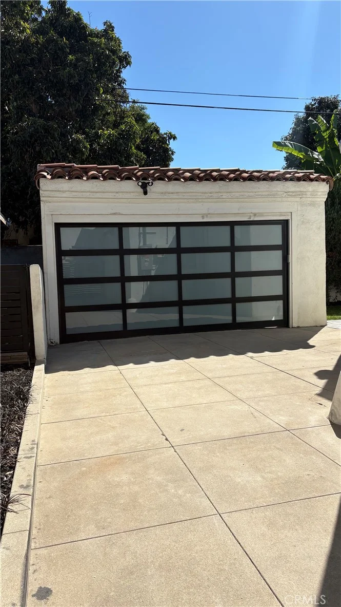 1260 W 81st Pl, Los Angeles, CA 90044