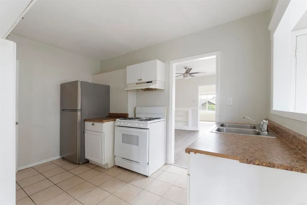 Additional image 45 of 2520 L Street, San Diego, CA 92102
