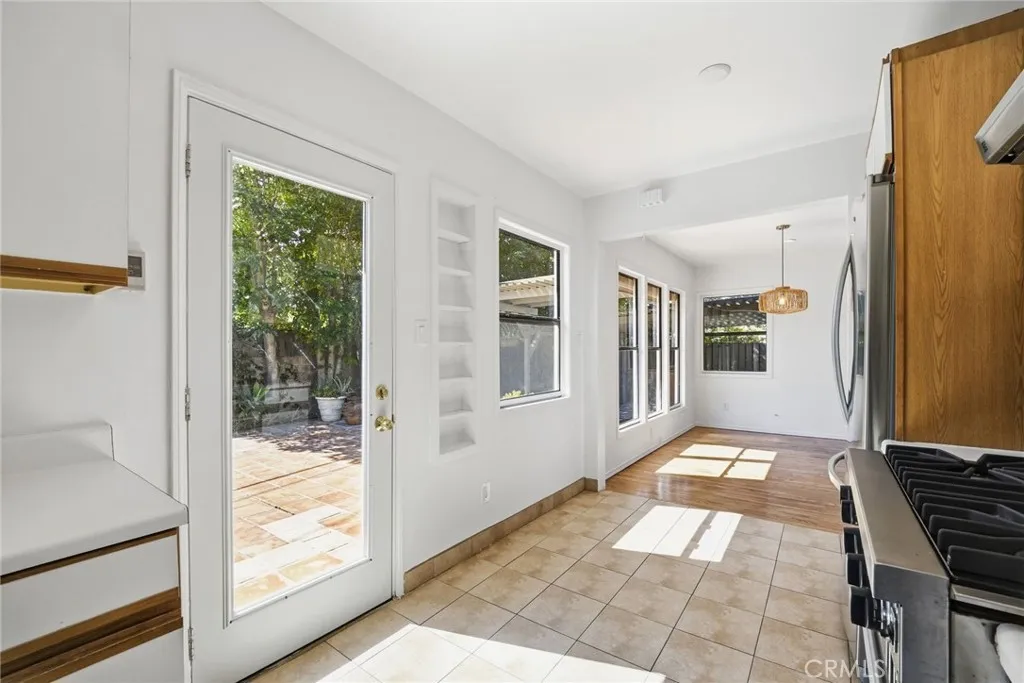 Additional image 12 of 18228 Keswick St, Reseda, CA 91335