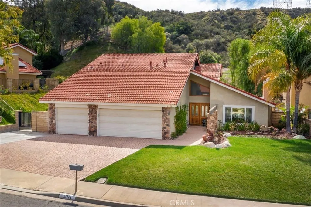 21144 Mill Ridge Drive, Saugus, CA 91350