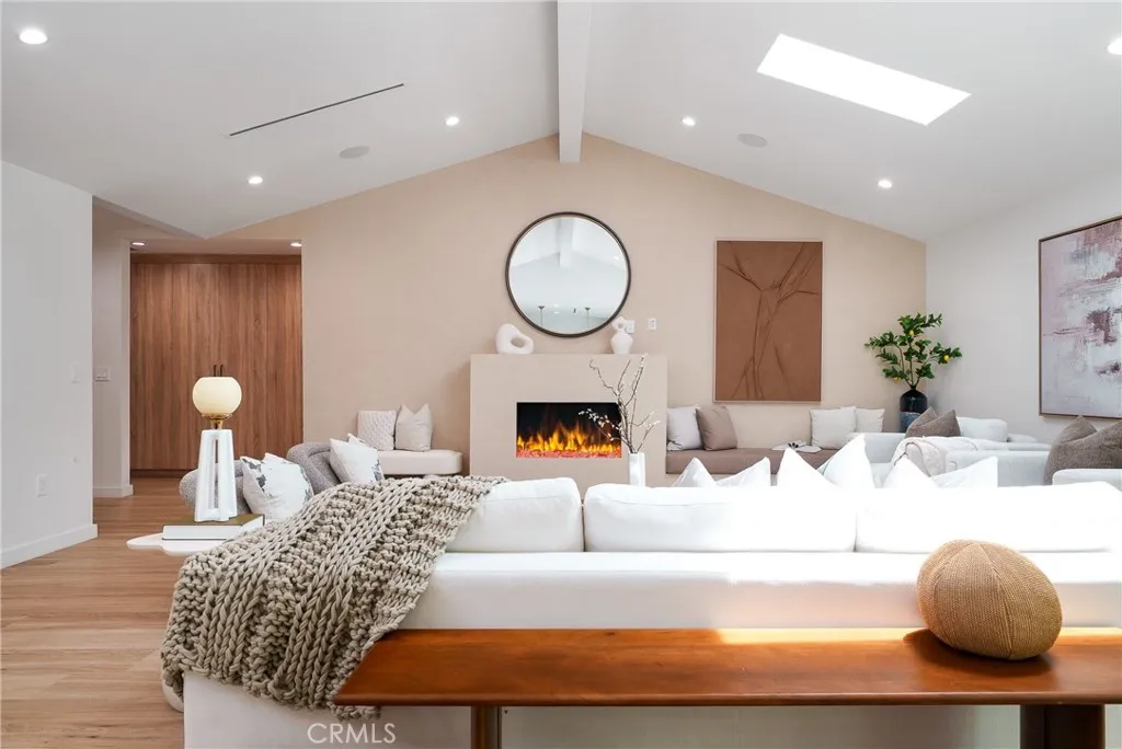 Additional image 16 of 13946 Chandler Blvd, Sherman Oaks, CA 91401