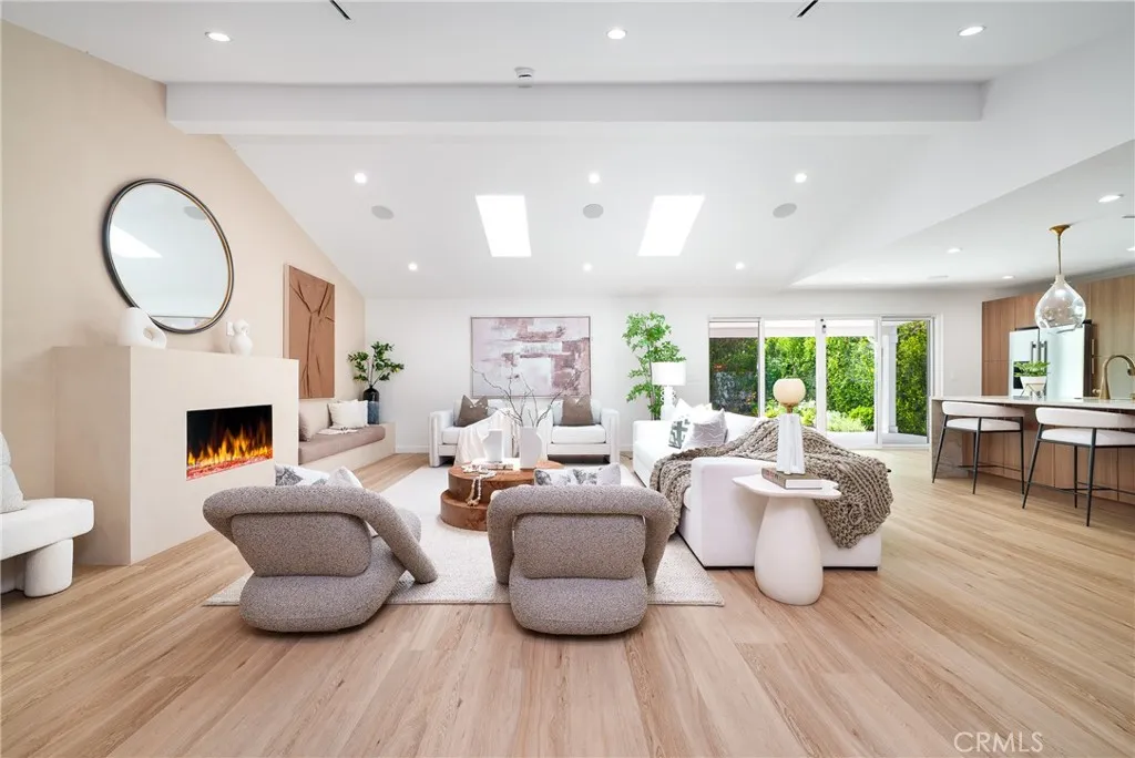 Additional image 14 of 13946 Chandler Blvd, Sherman Oaks, CA 91401