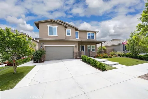 37906 Apache Plume Drive, Murrieta, CA MLS: OC25084276