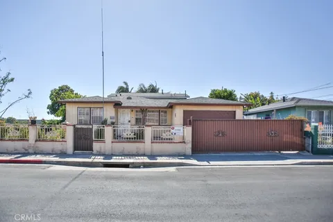 2851 Webster Avenue, Long Beach, CA MLS: PW25104040
