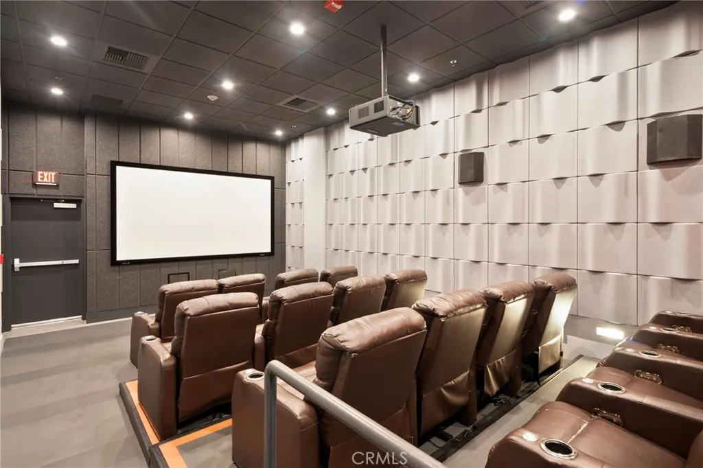 Additional image 61 of 645 W 9th St #424, Los Angeles, CA 90015