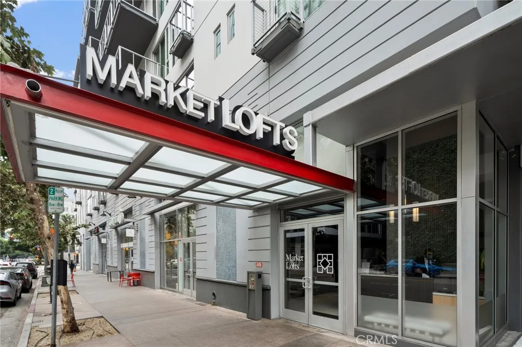 Additional image 74 of 645 W 9th St #424, Los Angeles, CA 90015