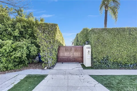 724 N Spaulding Avenue, Los Angeles, CA 90046 - MLS#: SR24252140