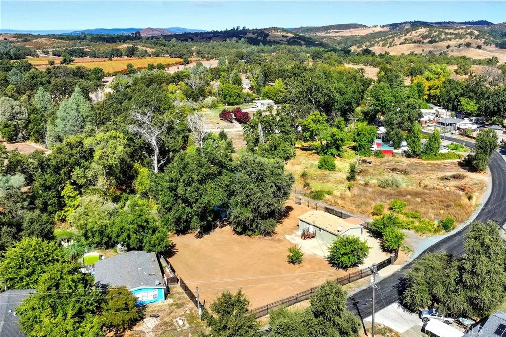 Additional image 56 of 8827 Quarterhorse Ln, Lower Lake, CA 95457