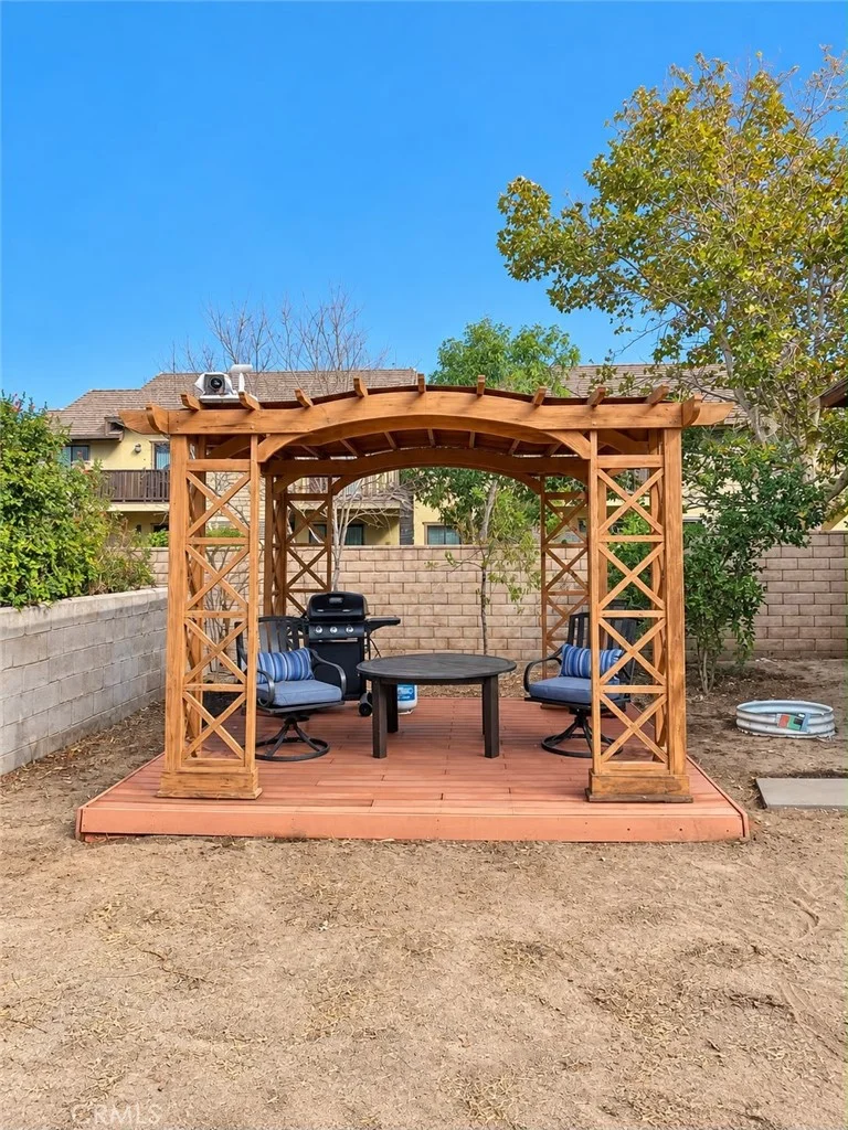 312 W Lugonia Ave, Redlands, CA 92374