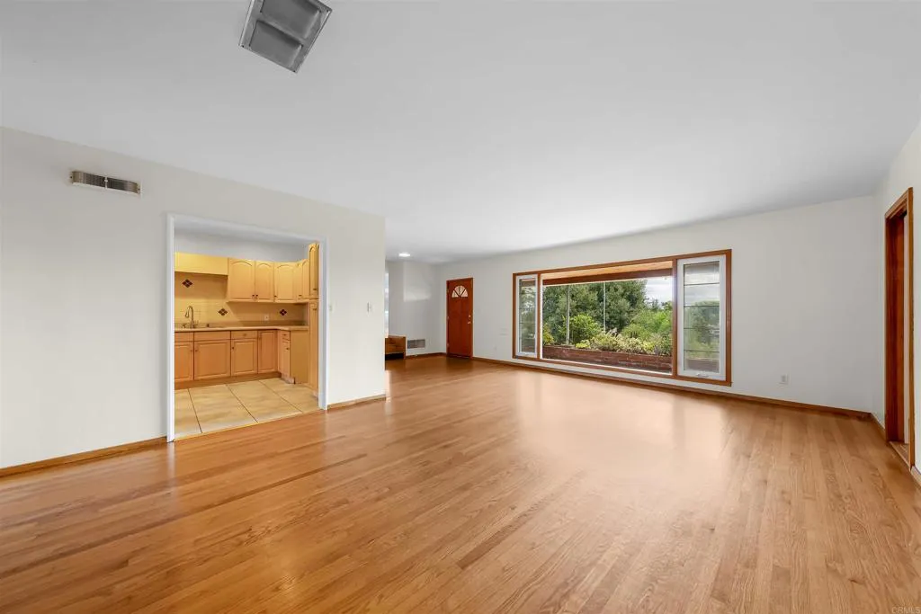 Additional image 4 of 2516 Chatsworth Boulevard, San Diego, CA 92106