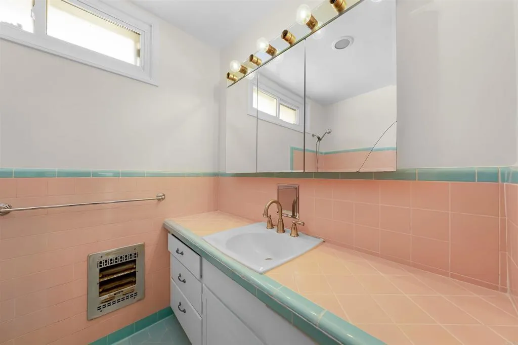 Additional image 17 of 2516 Chatsworth Boulevard, San Diego, CA 92106