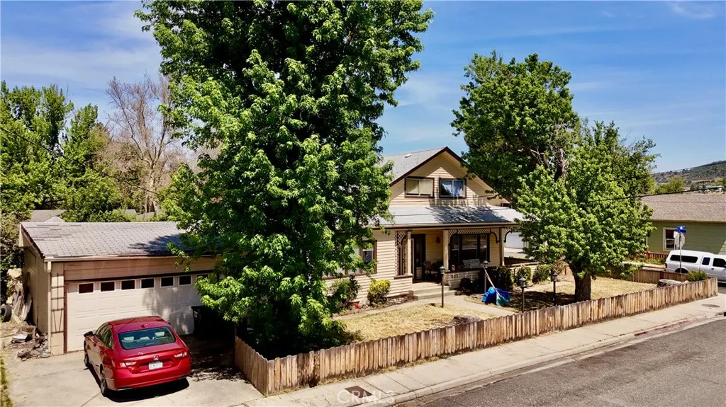 Additional image 52 of 602 Lane St, Yreka, CA 96097