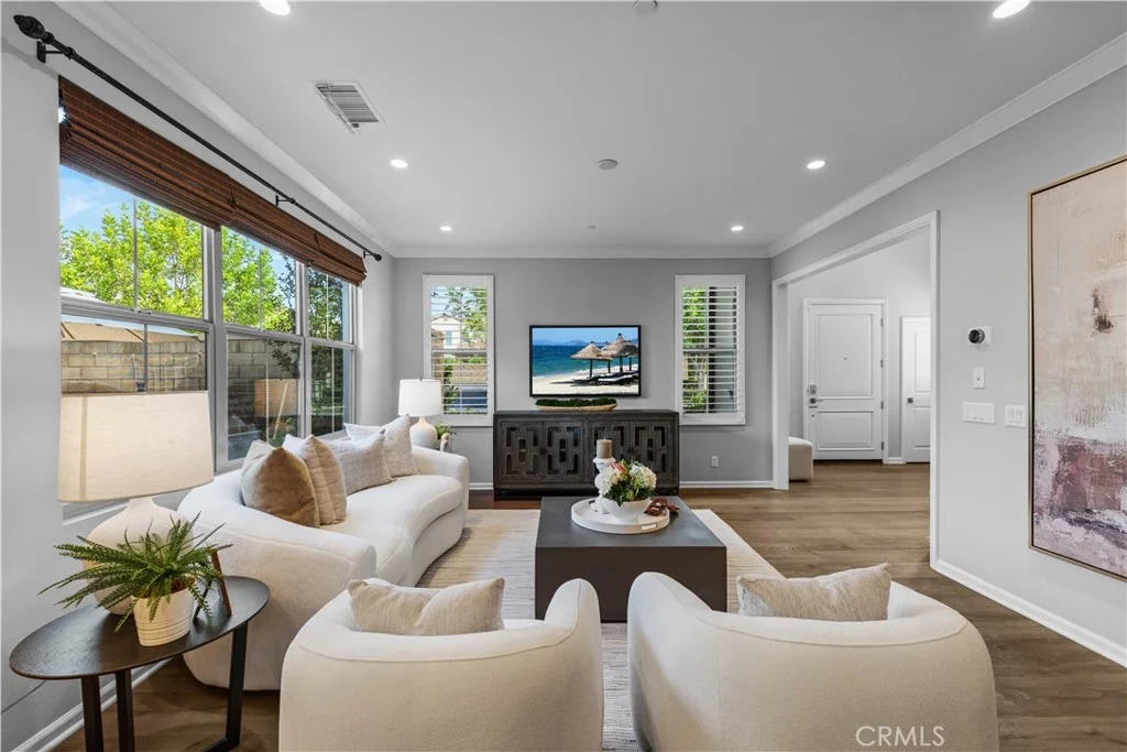 166 Frontier, Irvine, CA 92620 photo 3