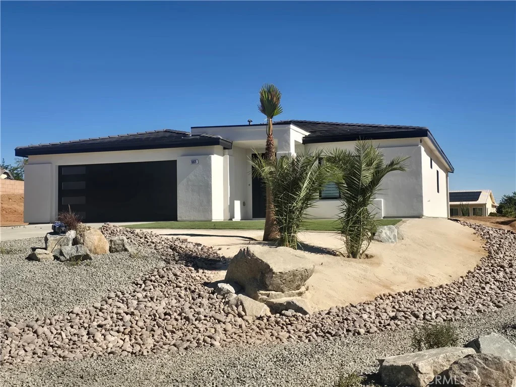 16870 Joshua, Hesperia, CA 92345