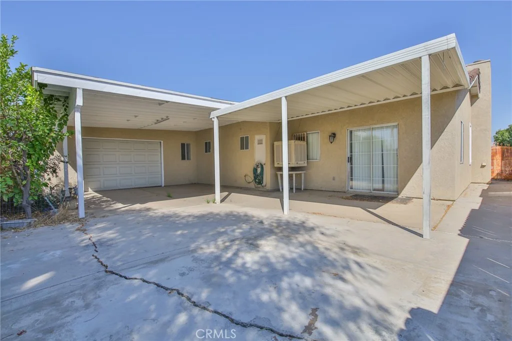 479 W Carter St, Rialto, CA 92376