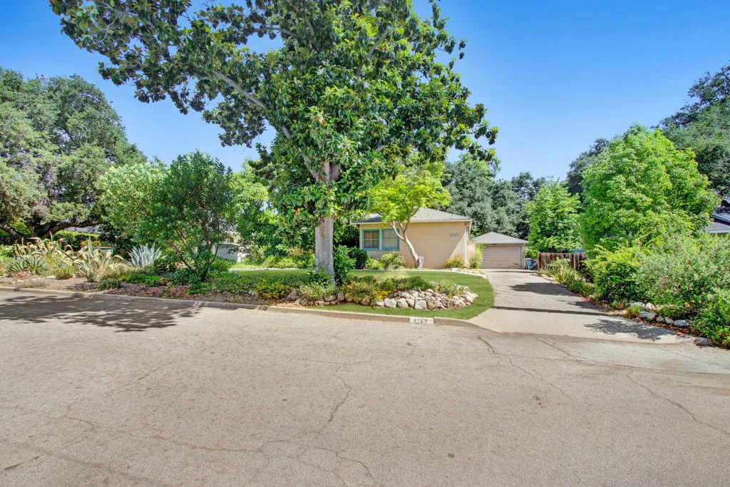 2147 E Woodlyn Road, Pasadena, CA 91104
