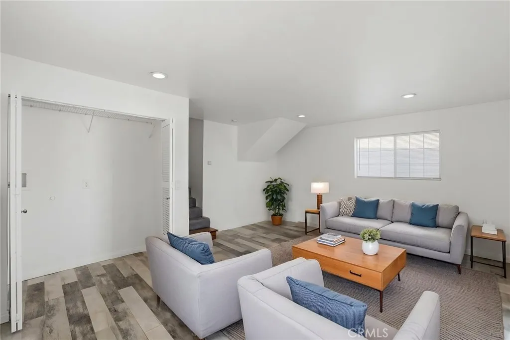 Additional image 121 of 1311 W R St, Wilmington, CA 90744