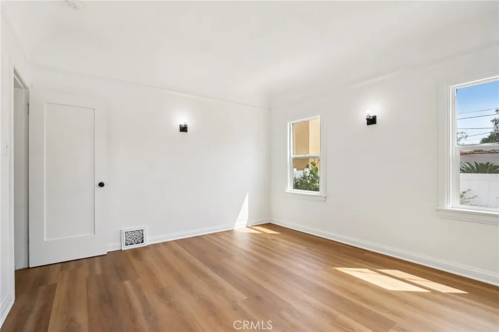 Additional image 25 of 1112 W 64th Street, Los Angeles, CA 90044