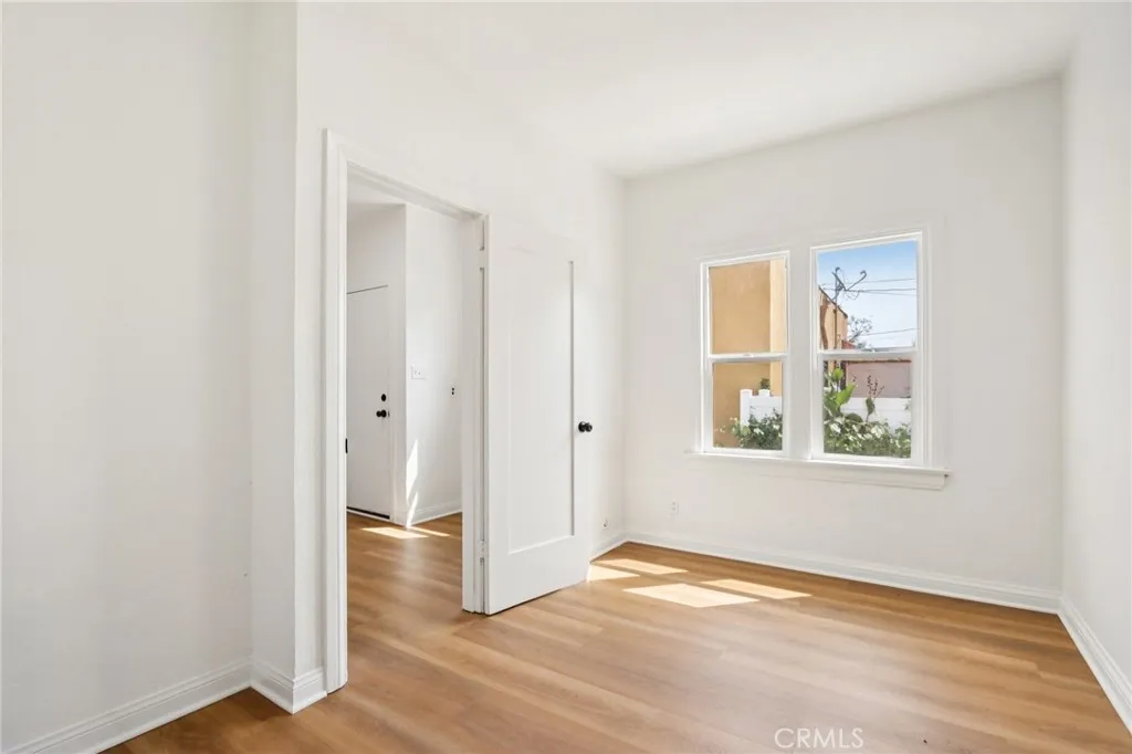 Additional image 27 of 1112 W 64th Street, Los Angeles, CA 90044