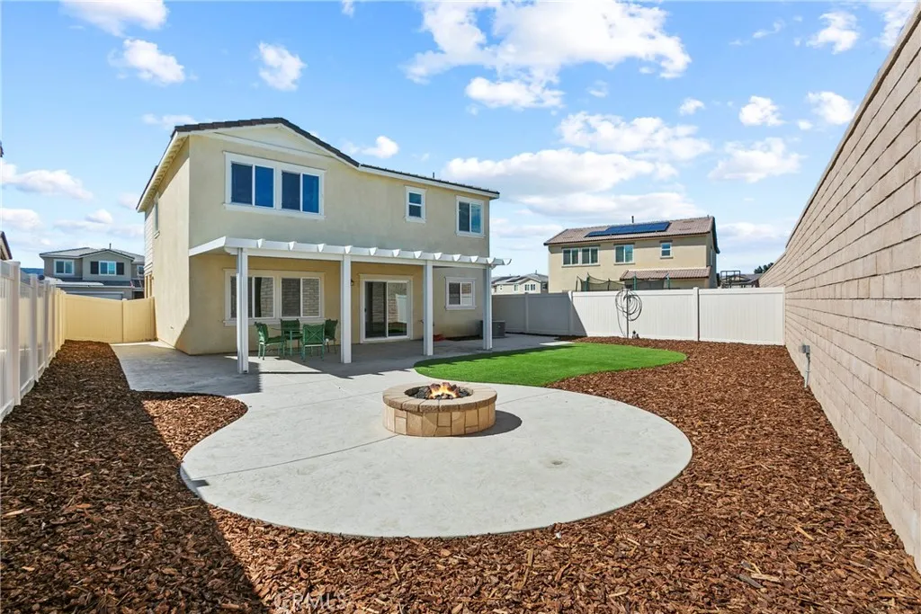 24282 Red Spruce Avenue, Murrieta, CA 92562
