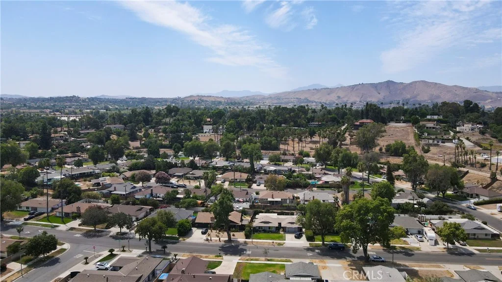 10068 Fox St, Riverside, CA 92503