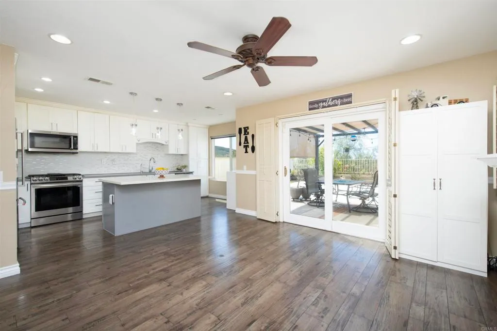 Additional image 10 of 15832 Camino Crisalida, San Diego, CA 92127