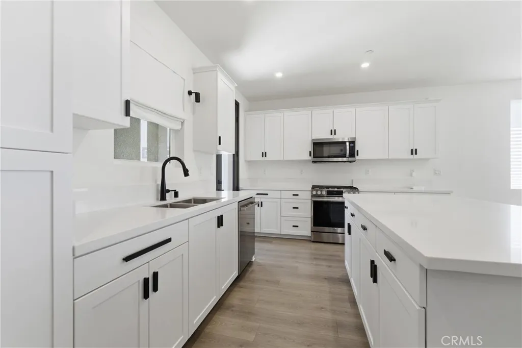 Additional image 27 of 246 Natural Bridge Ln, Palmdale, CA 93551