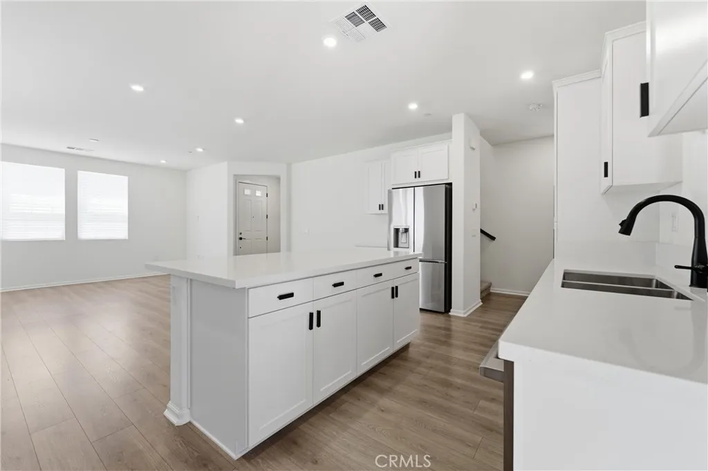 Additional image 28 of 246 Natural Bridge Ln, Palmdale, CA 93551