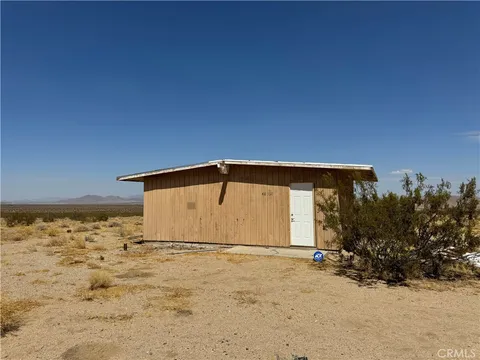 48938 Old Woman Springs Road, Johnson Valley, CA MLS: JT24195414