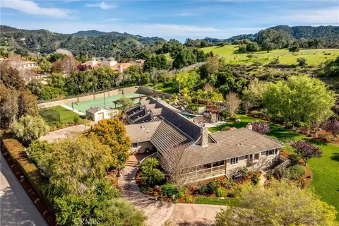 6775 Avila Valley Drive, Avila Beach, CA MLS: NS25063408