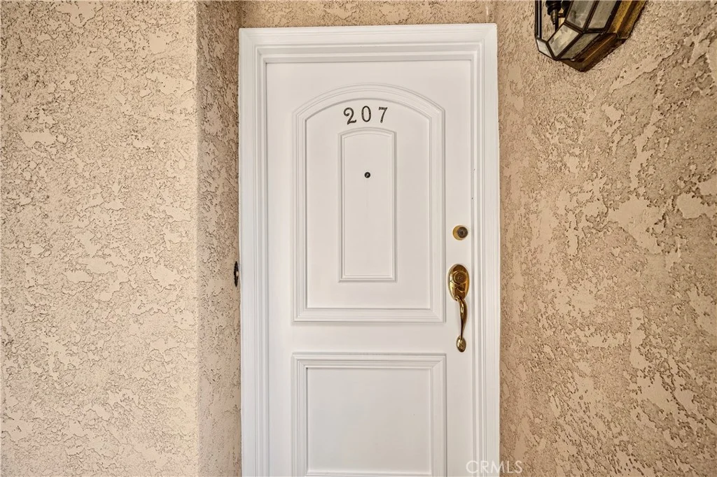 10668 Eastborne Avenue Unit 207, Los Angeles, CA 90024