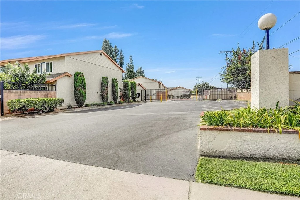 5950 Imperial Highway Unit 91, South Gate, CA 90280